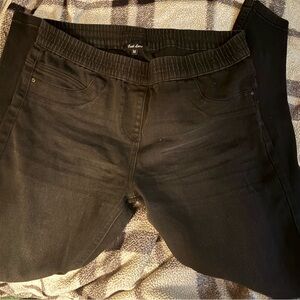 Women’s black jeans